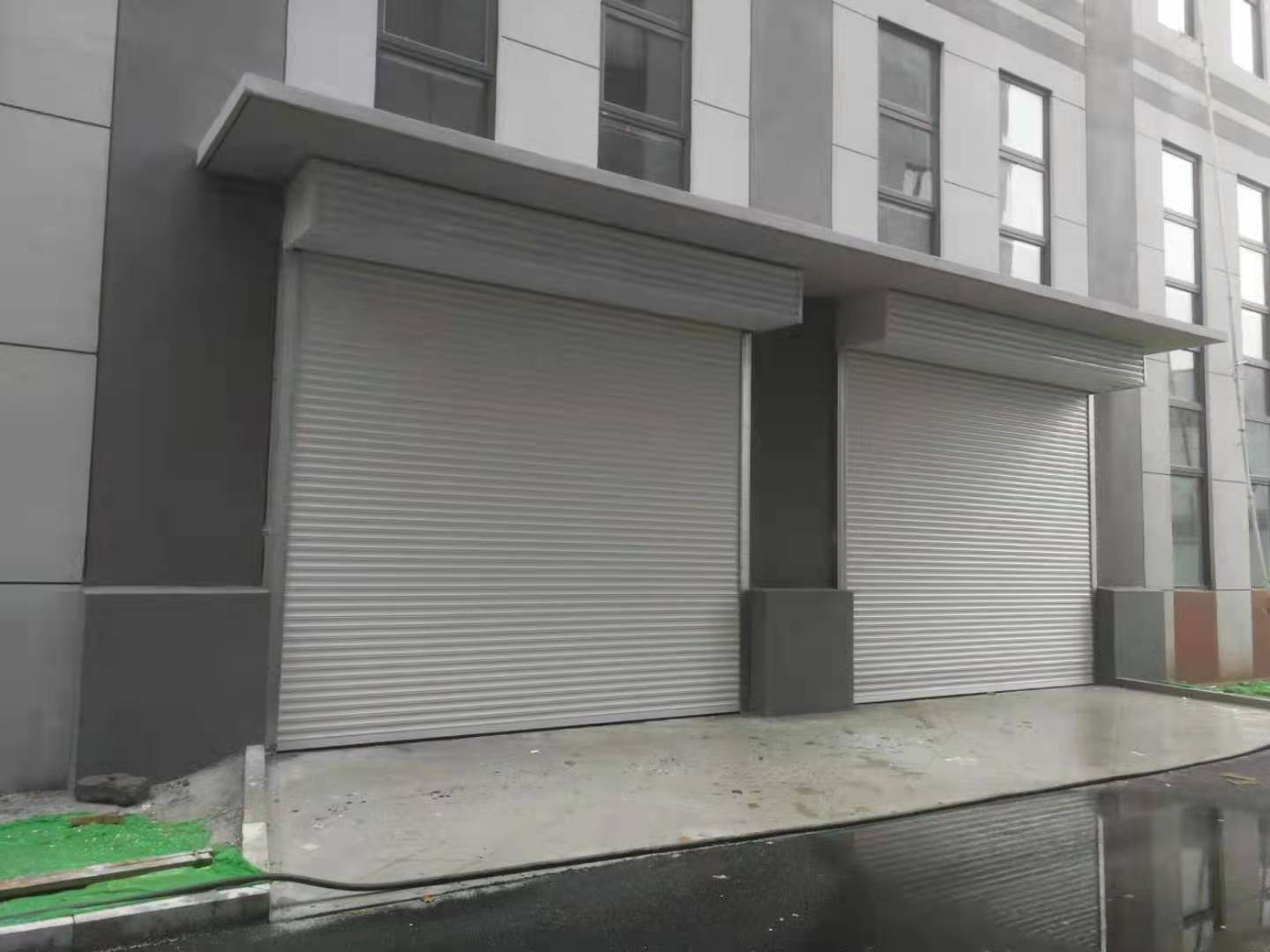 卷簾門驅(qū)動電機(jī)的品質(zhì)是選購重要事項(xiàng)