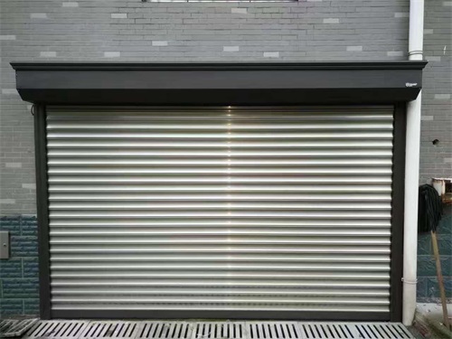 電動(dòng)卷簾門具有怎樣的優(yōu)點(diǎn)？